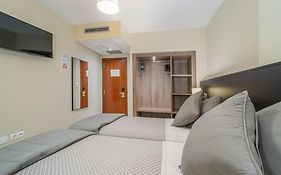 Hotel Montmar Roses 3* Spain